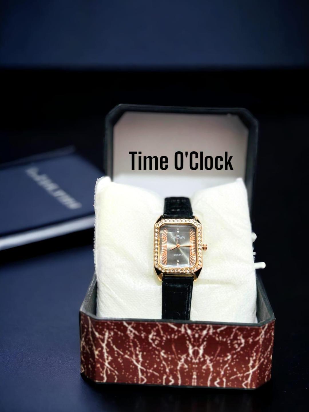 FINE MAKER New Fashion Square Diamond Luxury Starry Sky Watch